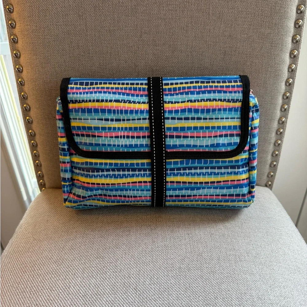 SCOUT Hanging Toiletry Bag - Also Including Discontinued “Tiny Treasures” Pouch - Picture 5 of 16